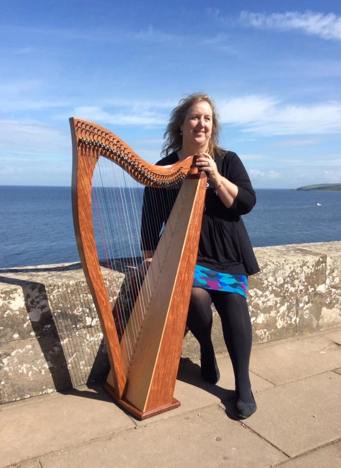 Donna Bennett with harp